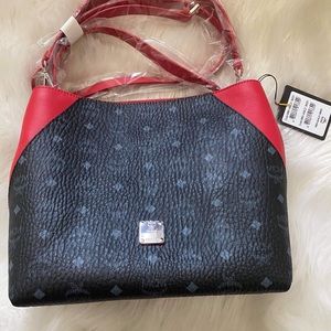MCM
Visetos Medium Klara Hobo Red Black